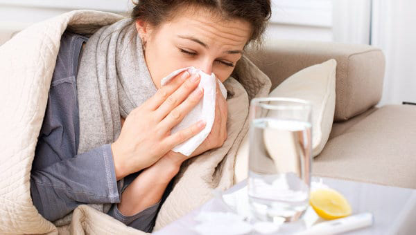 4 способа помочь организму справиться с простудой