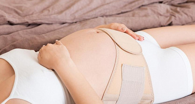 Как правильно надевать и носить бандаж для беременных?